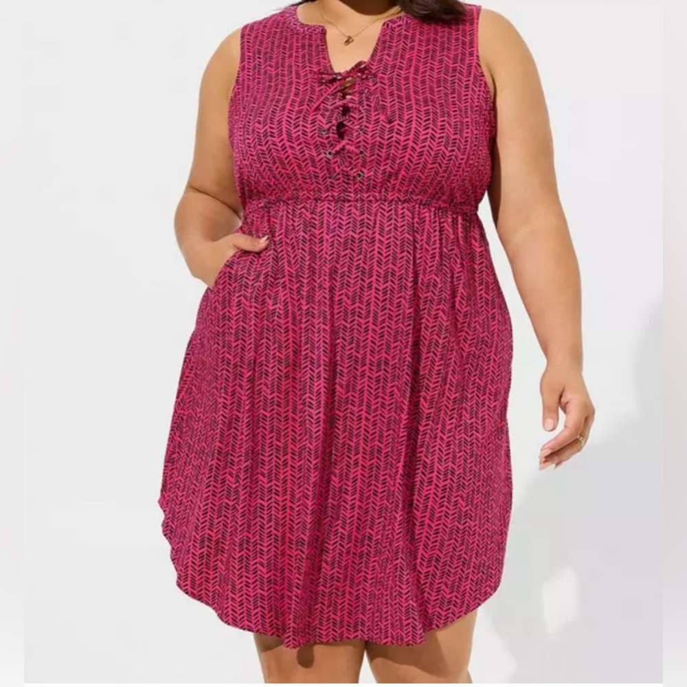 NEW w/TAG Pink and Black Chevron Pattern Lace-Up Dress Pockets Sz 2